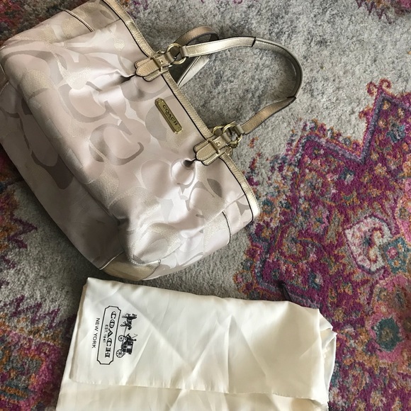 Coach handbag - Picture 4 of 5